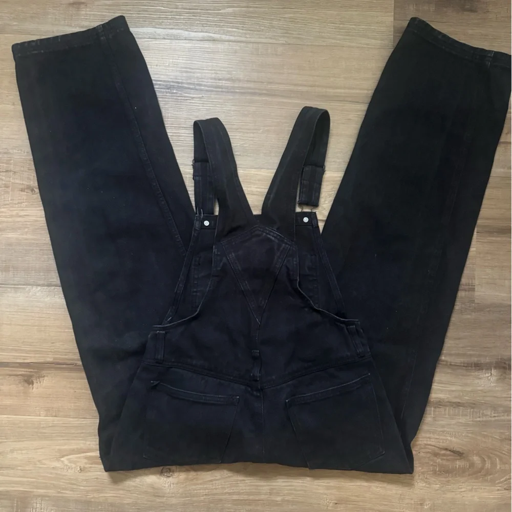Brandy Melville John Galt Hayley Overalls  Baggy Black Denim Small - Picture 5 of 8